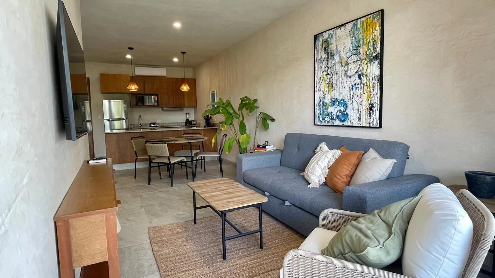 Micaela Bacalar Condos